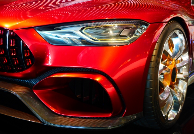 赤いスーパーカー